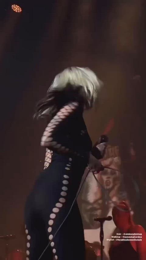 booty bungabooty miley cyrus kcutiebooty gif