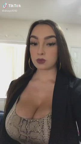 boobs bouncing tits huge tits gif