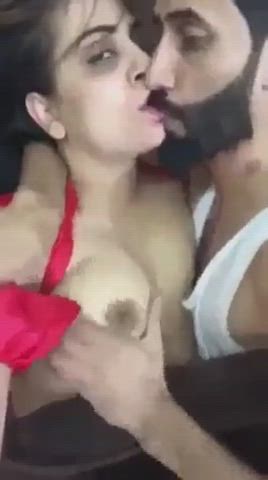 HORNY BABE GET HER PUSSY FUCKED BY HER BOYFRIEND [MUST WATCH] [LINK IN COMMENT]??