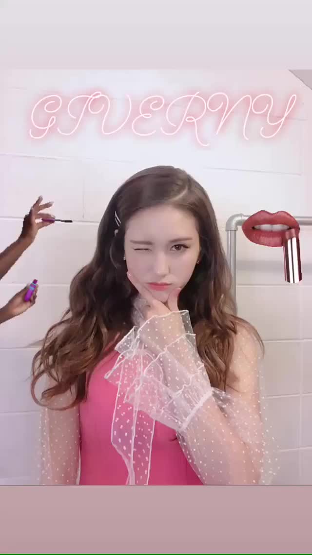 181002 Somi Instagram Story Update