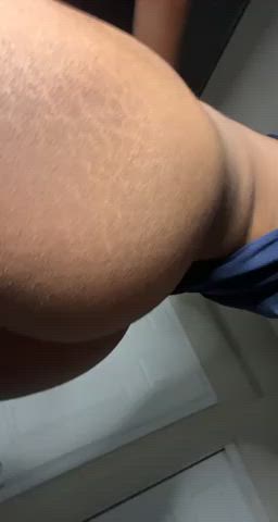 bubble butt gay twink gif