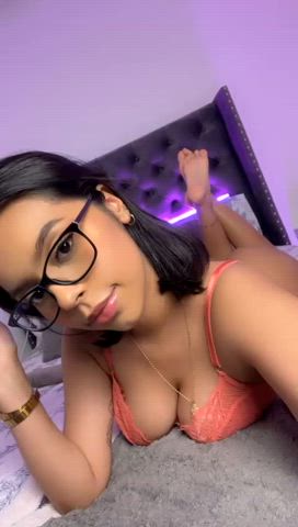 ass big ass bra camsoda feet feet fetish glasses natural tits short hair tits adorable-porn