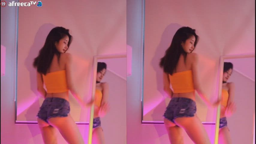 dancing korean solo gif