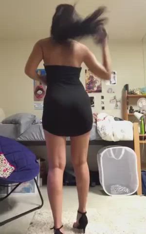 18 years old arab ass brunette heels strip striptease thong tits gif