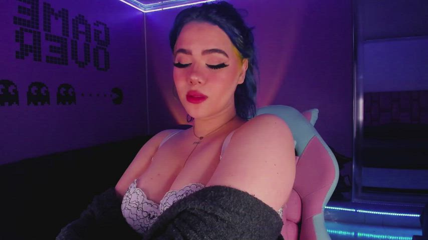 ahegao anime big ass big tits camsoda latina white girl gif