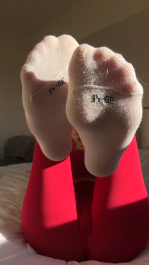 will you last till I remove my sock?