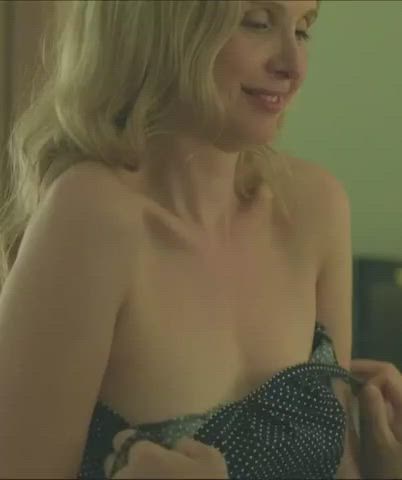 Julie Delpy loves when dudes take out her tits, whisper "Yeah" and suck