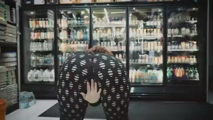 ass big ass slut gif