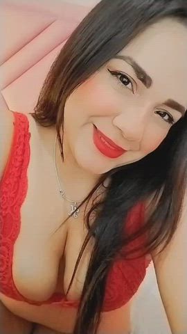 big tits brown eyes latina lingerie lips lipstick lipstick fetish gif