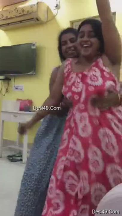 ?Bhabhi ?nude dancing in ?sex party Video