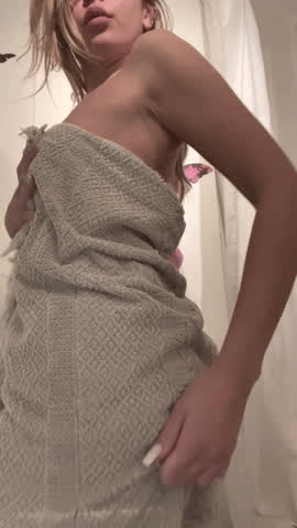 ass blonde shower gif