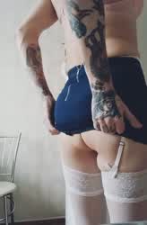 Who is ready to cum on my white girlie body? Text me i beg you ?♠