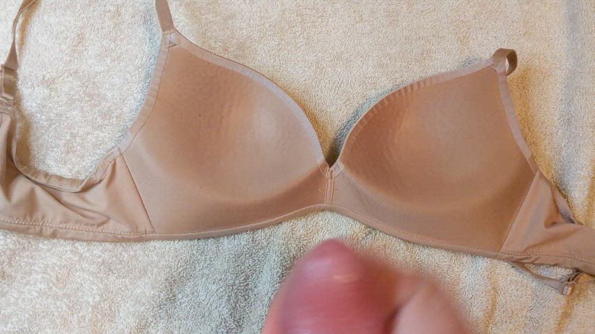 bra cum cumshot fetish gif