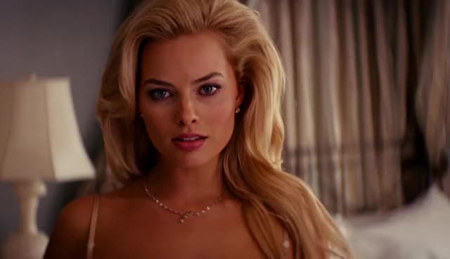 Margot Robbie - The Wolf Of Wall Street-1 (1)