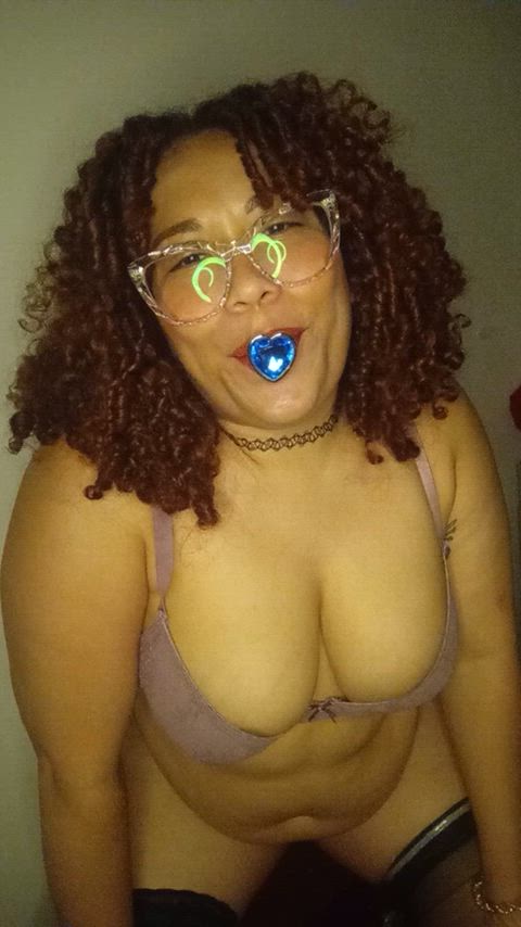 big tits butt plug buttplug huge tits milf natural tits onlyfans tits curvy-chicks