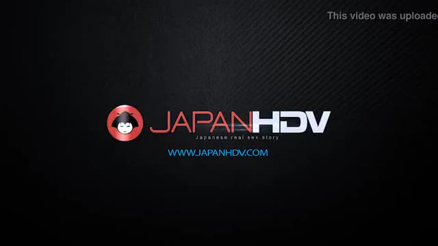Japanese pornstar, Akari Asayiri has a special daily task, uncensored