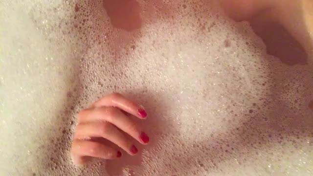 OC bath time reveal! x-posted from r/GoodSiren