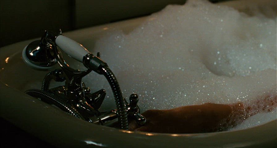 bath celebrity feet female jessica alba gif