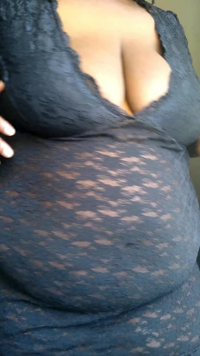You guys like lace, right? How about tits, and soaked pussies? ?