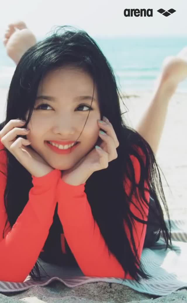 Nayeon soles