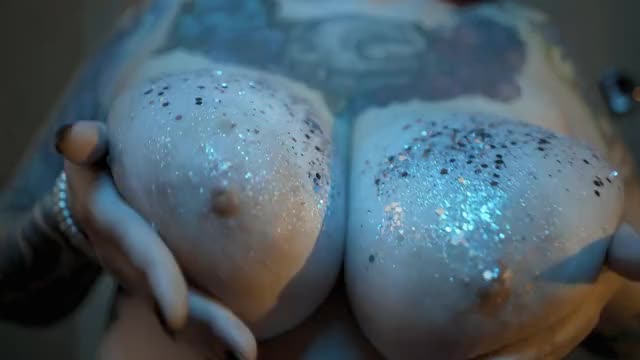 GlitterBoobs