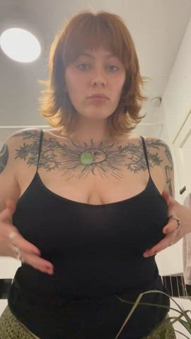 bbw big tits boobs huge tits redhead thick tits curvy gif