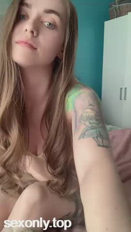 amateur ass babe booty camgirl cute kawaii girl onlyfans tattoo teen gif