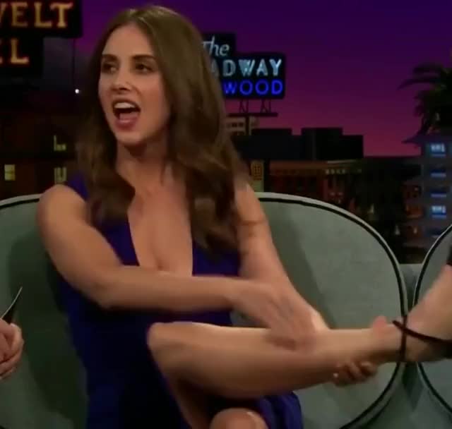 Alison Brie