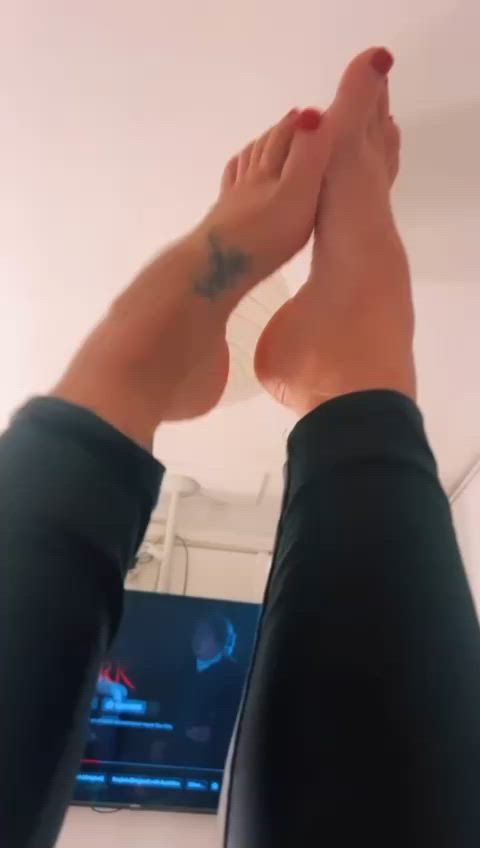 dirty feet domination dominatrix feet feet fetish femdom foot licking foot worship