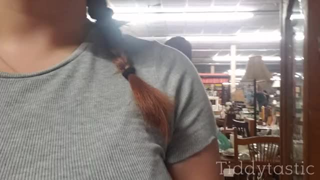 Antique mall flash [GIF]