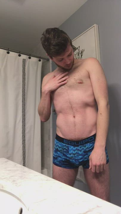 Who wants to cum help this dirty man get clean? 🧼🥵🥵