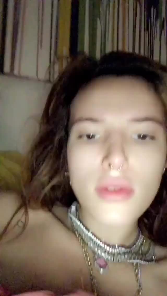 BellaThorneAreoInstaLive