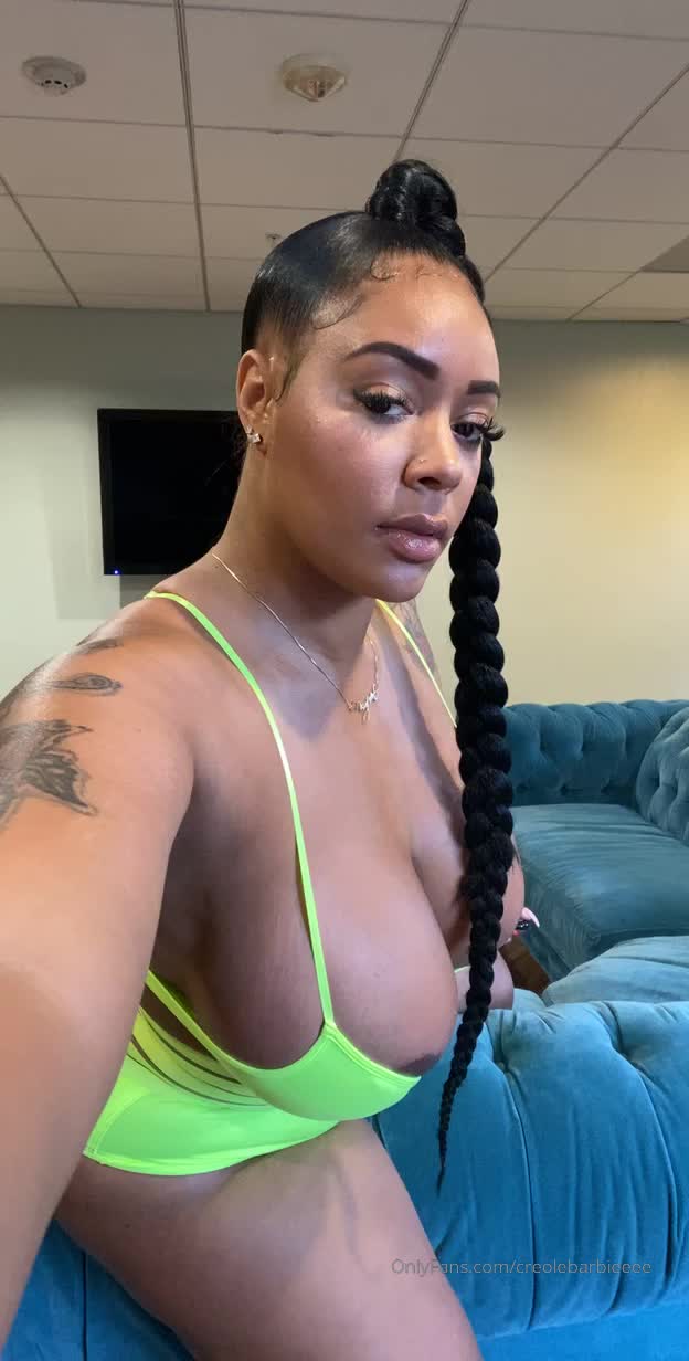 Big Tits Curvy Model Selfie Thick gif
