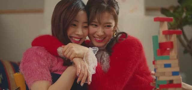 V LIVE - TWICE(트와이스) -Merry & Happy- M V 22.mov