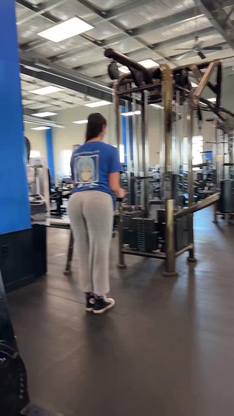 big ass leggings pawg phat ass thick thighs white girl gif