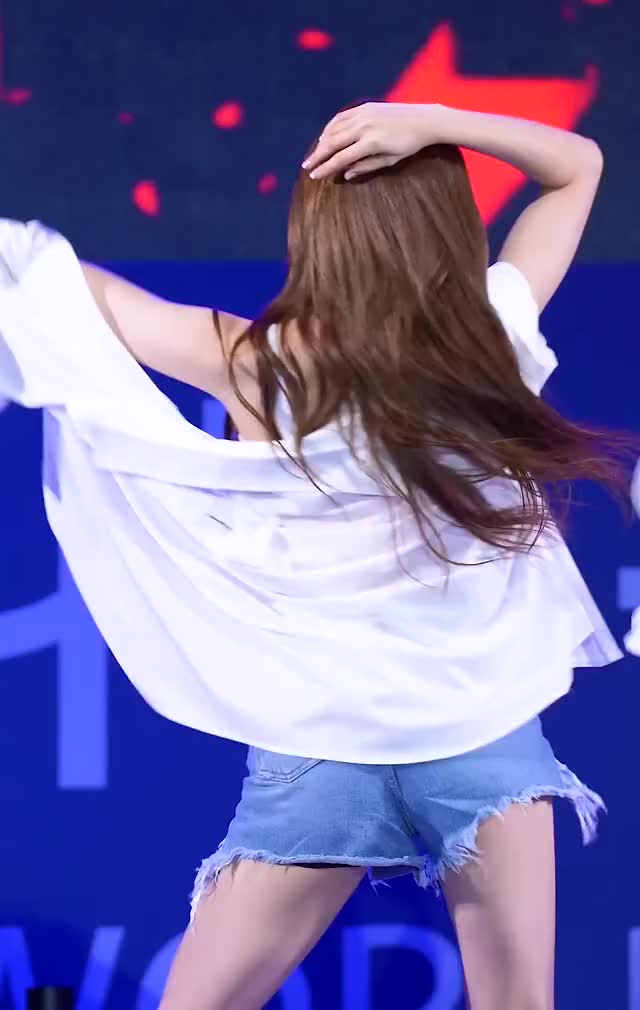 180912 EXID Hani Butt 2