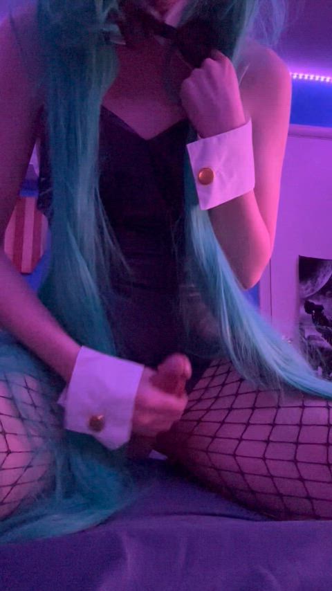 If you found out Miku had a cock would you fuck her? >~>