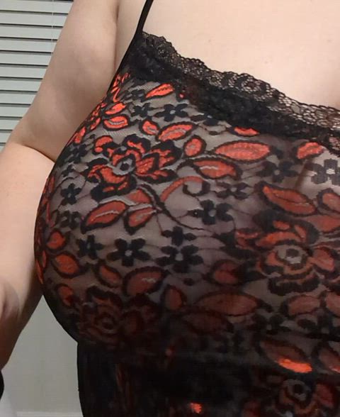 bbw big tits saggy tits curvy gif