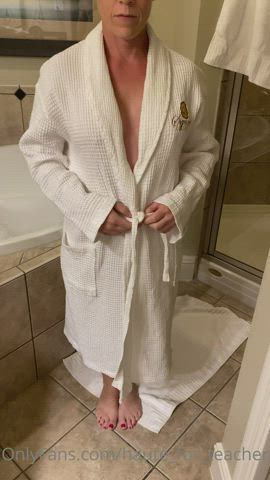 Ass MILF OnlyFans Robe gif