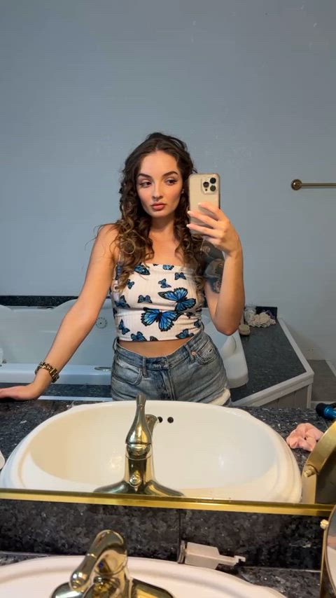 bathroom mirror non-nude pale striptease teasing not-nude onlyfans-creators gif