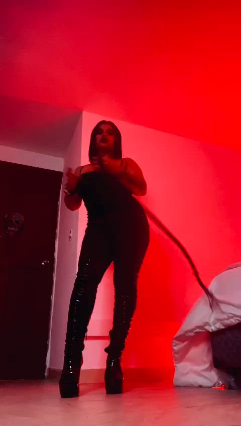 bdsm bondage dominant domination dominatrix hotwife milf mistress tease whipping