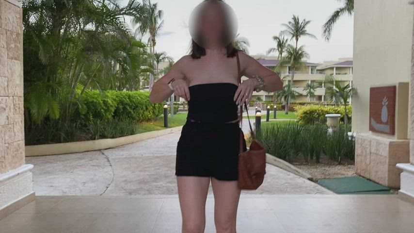 So much freedom at this resort! [F]