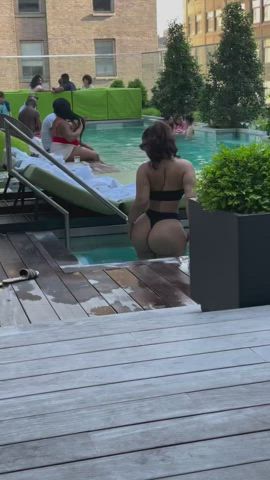 Ass Jiggling Pool gif