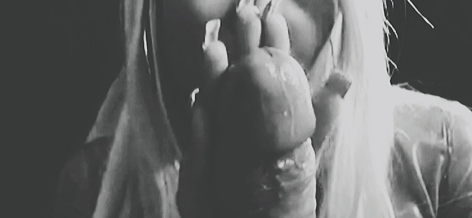 Daniela did one the most impressive handjobs ever recorded. Such a sexy scene!