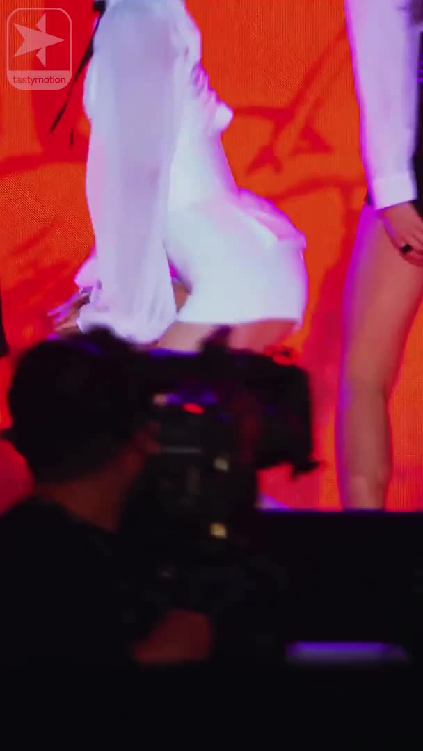 IZONE 190115 @ Seoul Music Awards Miyawaki Sakura by Poly rhythm 3-2(Normal+Zoomed)