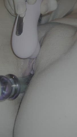 her new vibrator and Gspot wand was sending her over the edge tonight