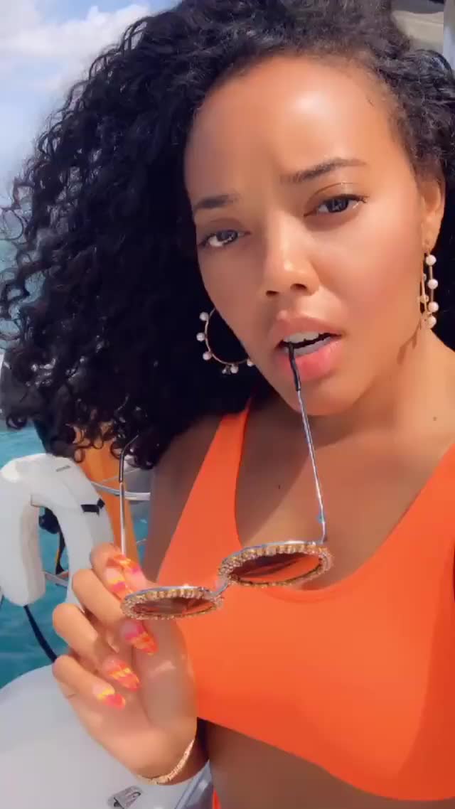 Angela Simmons