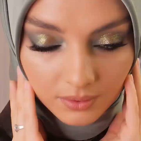 arab hijab muslim gif