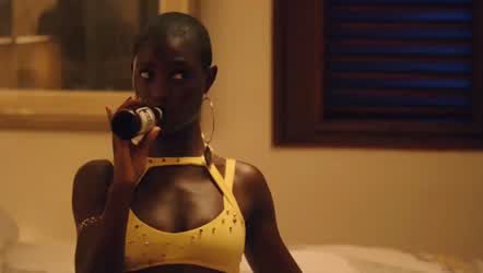 Jodie Turner-Smith – Mad Dogs (2015) S01E01
