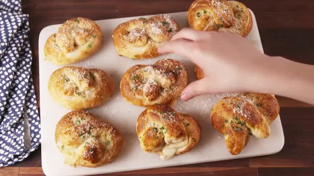 Garlic Parmesan Pretzels